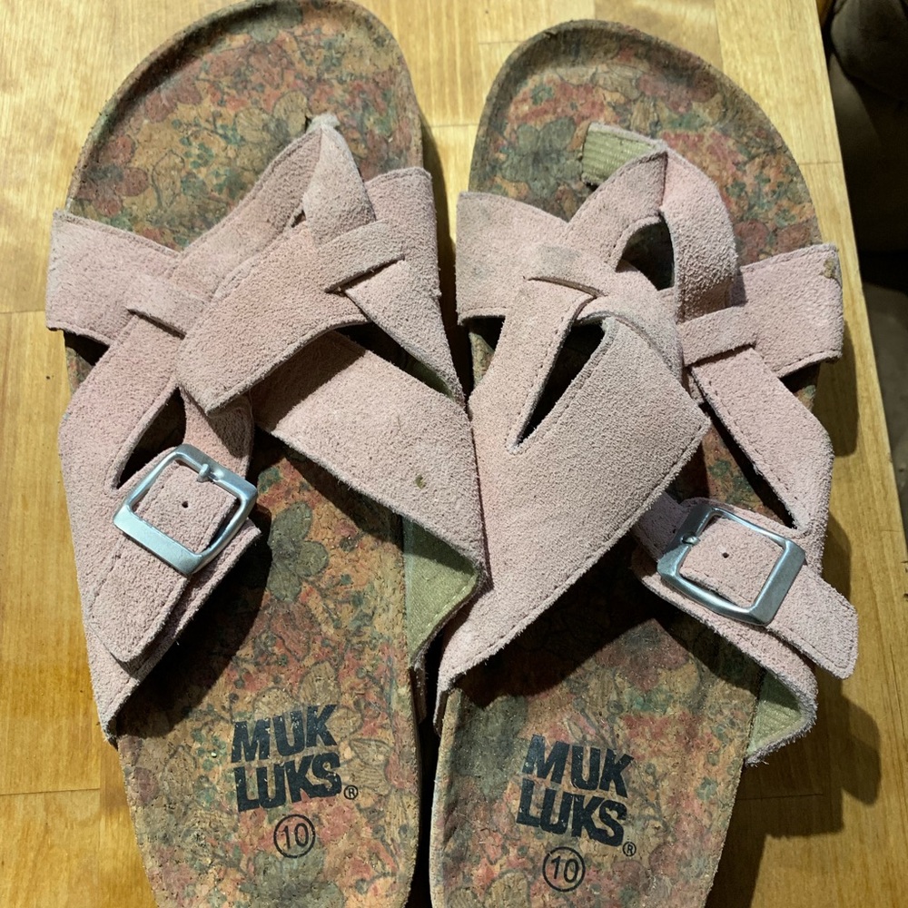 Muk Luks